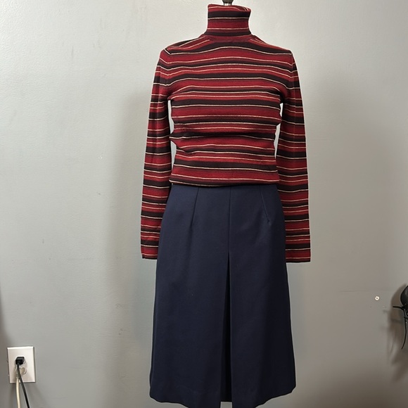 Vintage Navy Front Pleated Midi Skirt size Small - Picture 1 of 12